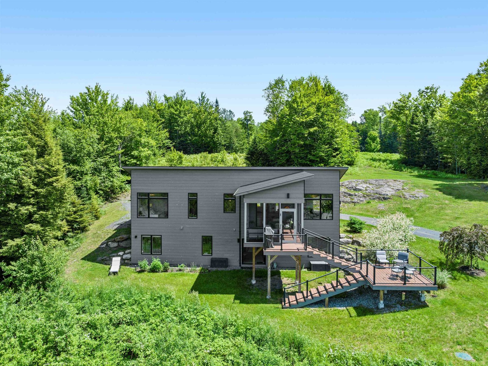 532 Mountain Estates Drive