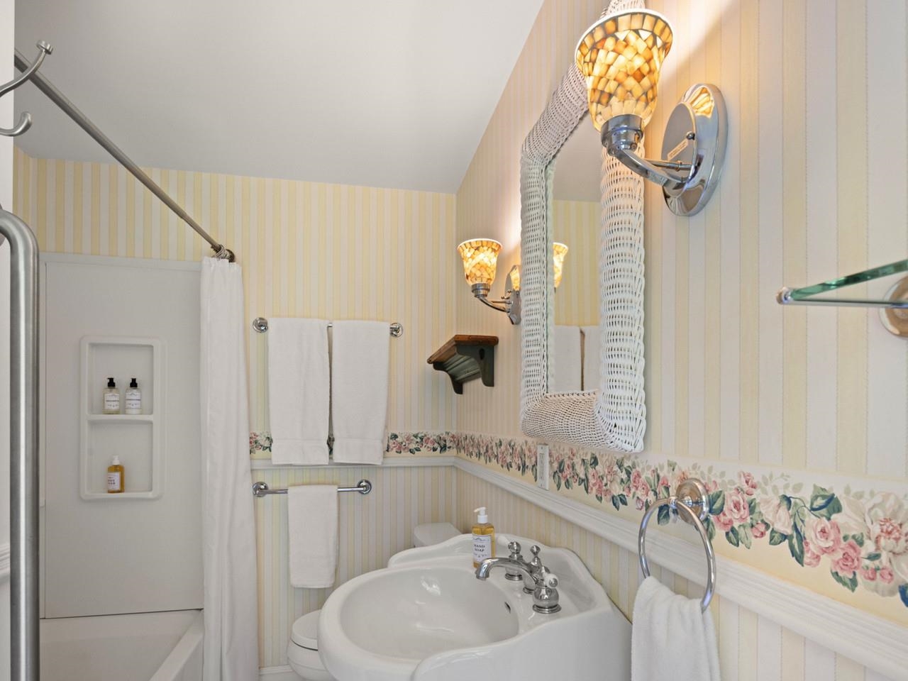 En-Suite Baths in all Bedrooms