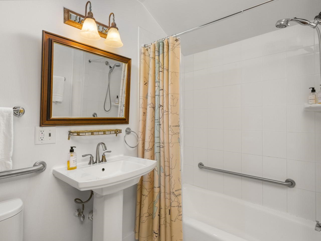 Grab Bars in Bathroom
