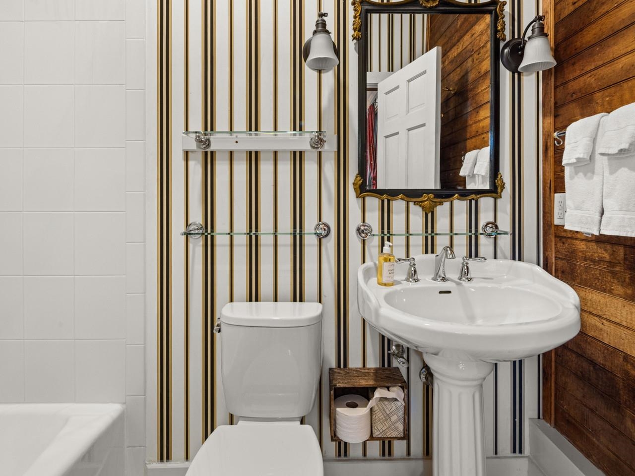 En-Suite w/Original Wood