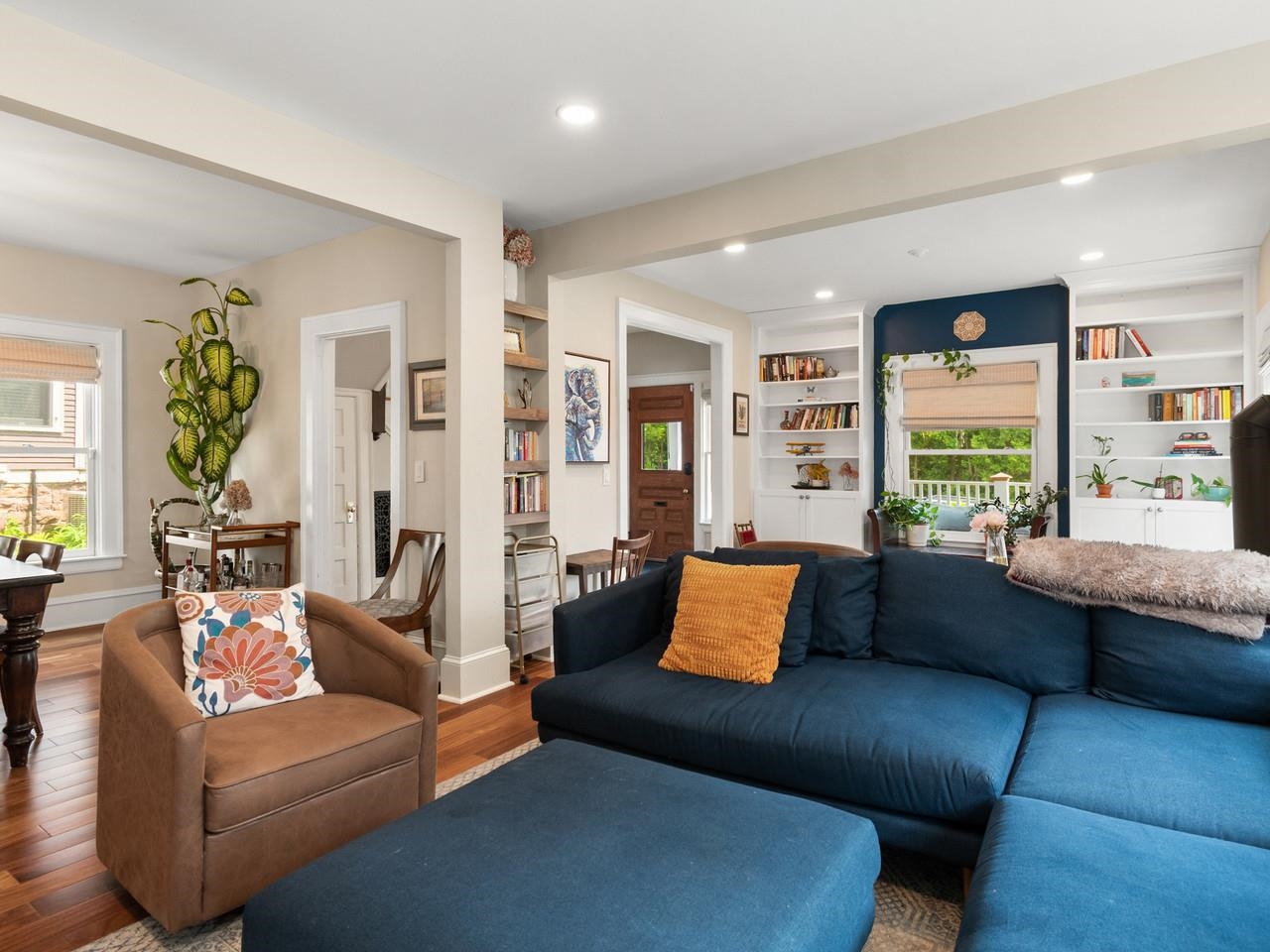 Custom built-ins & shelving