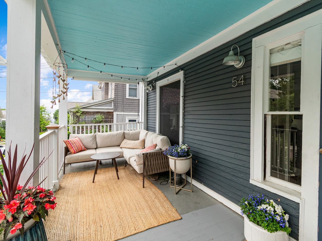 Cozy front porch w/ lake views