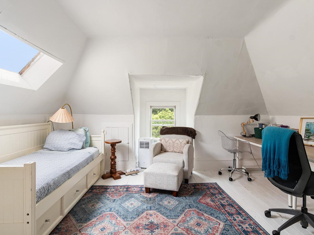 3rd floor bonus room