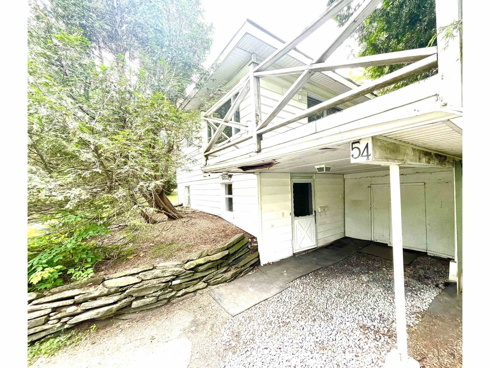 54 Colonial Drive