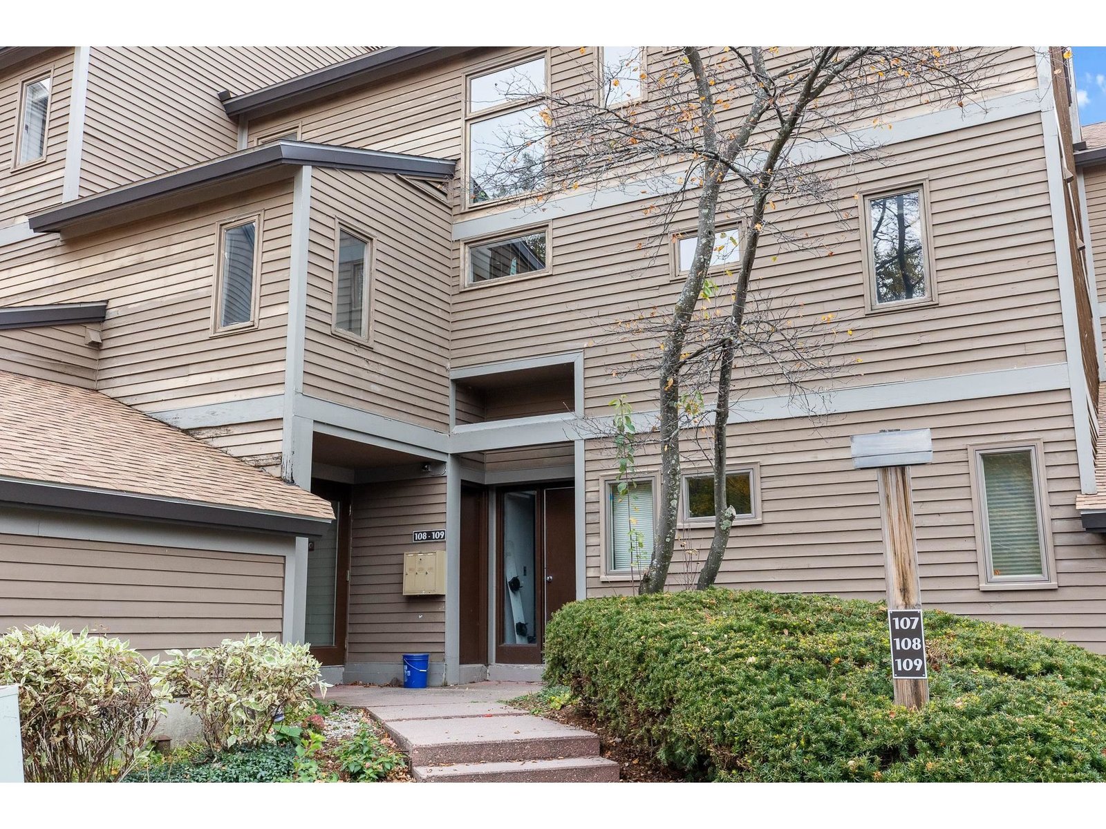 54 East Redrock Drive, Unit 108