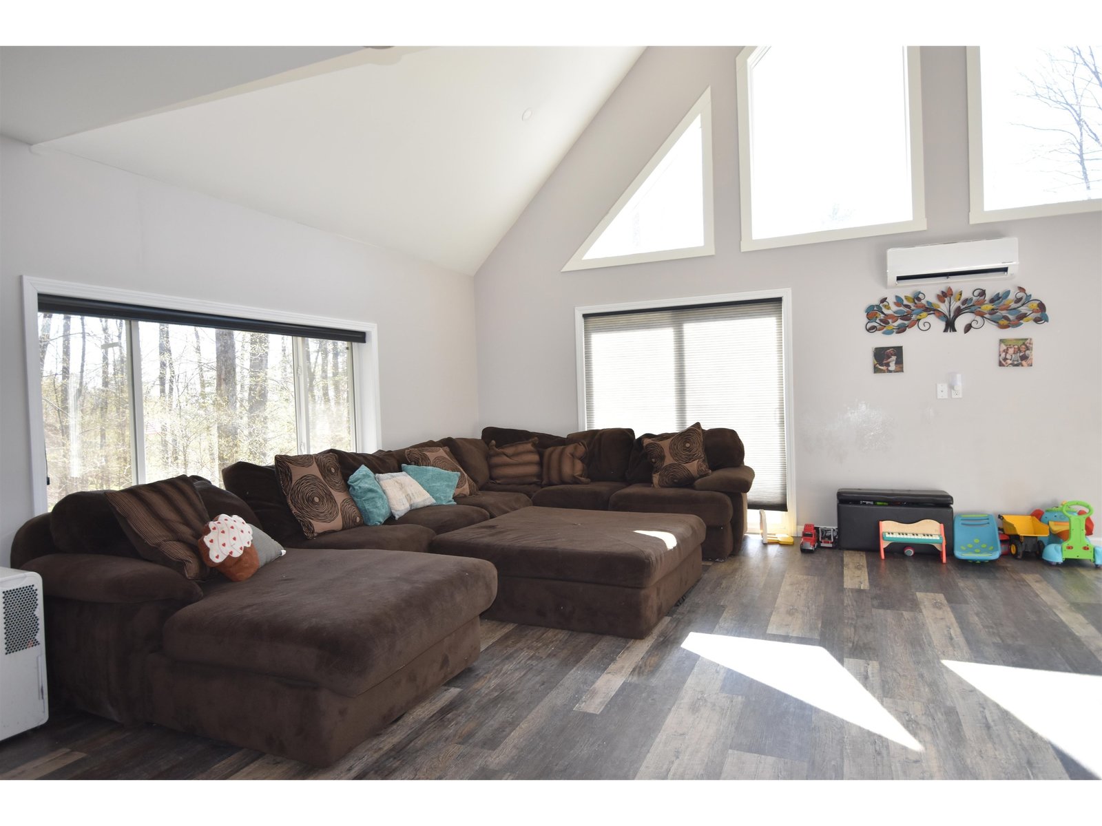 54 Forest Ridge Drive