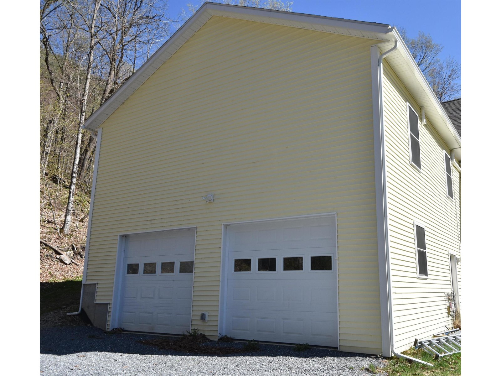 54 Forest Ridge Drive
