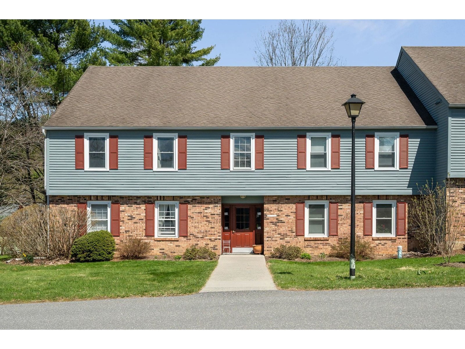 54 Independence Green