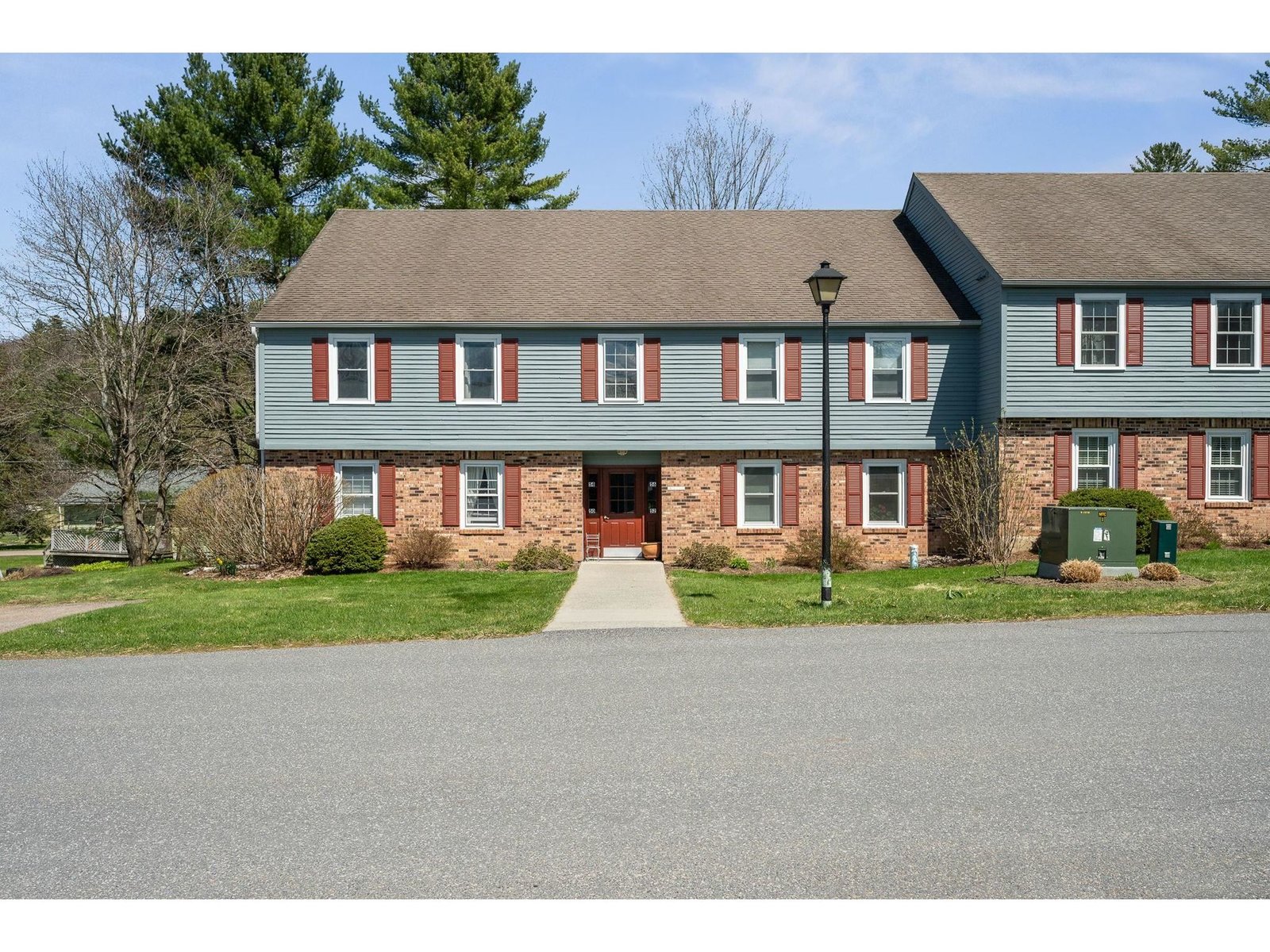 54 Independence Green