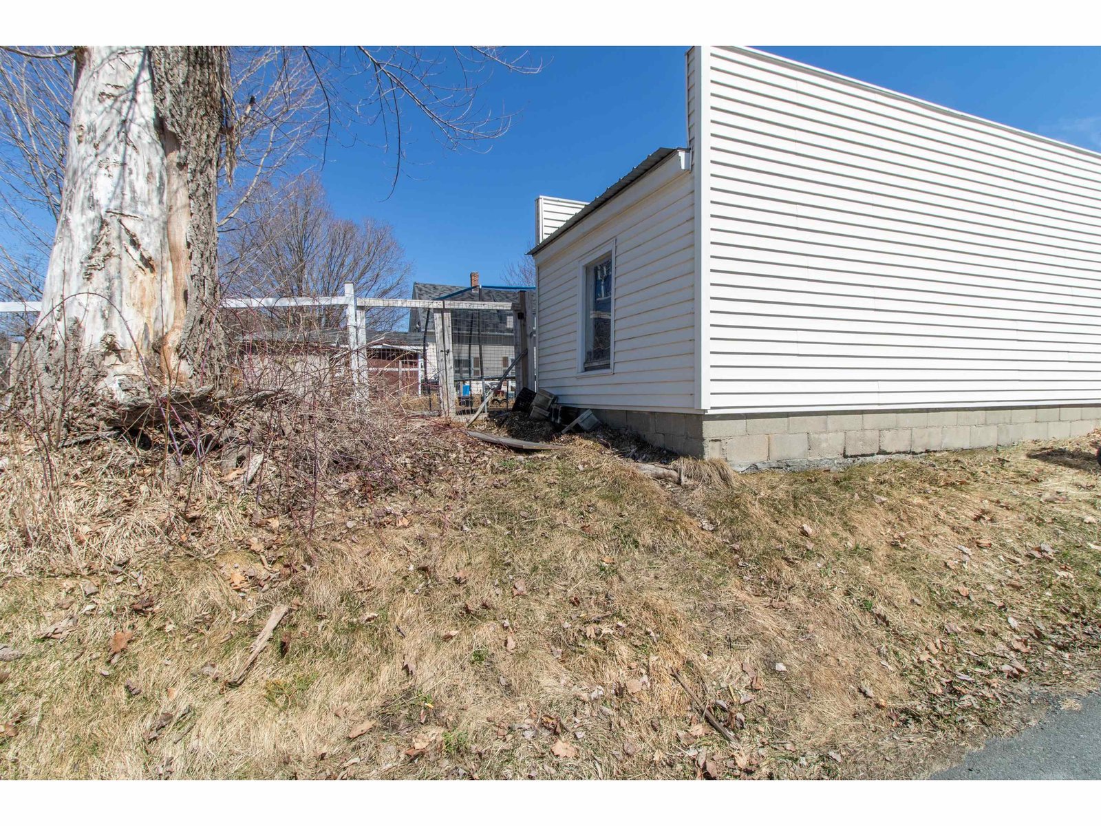 54 Kingsbury Avenue