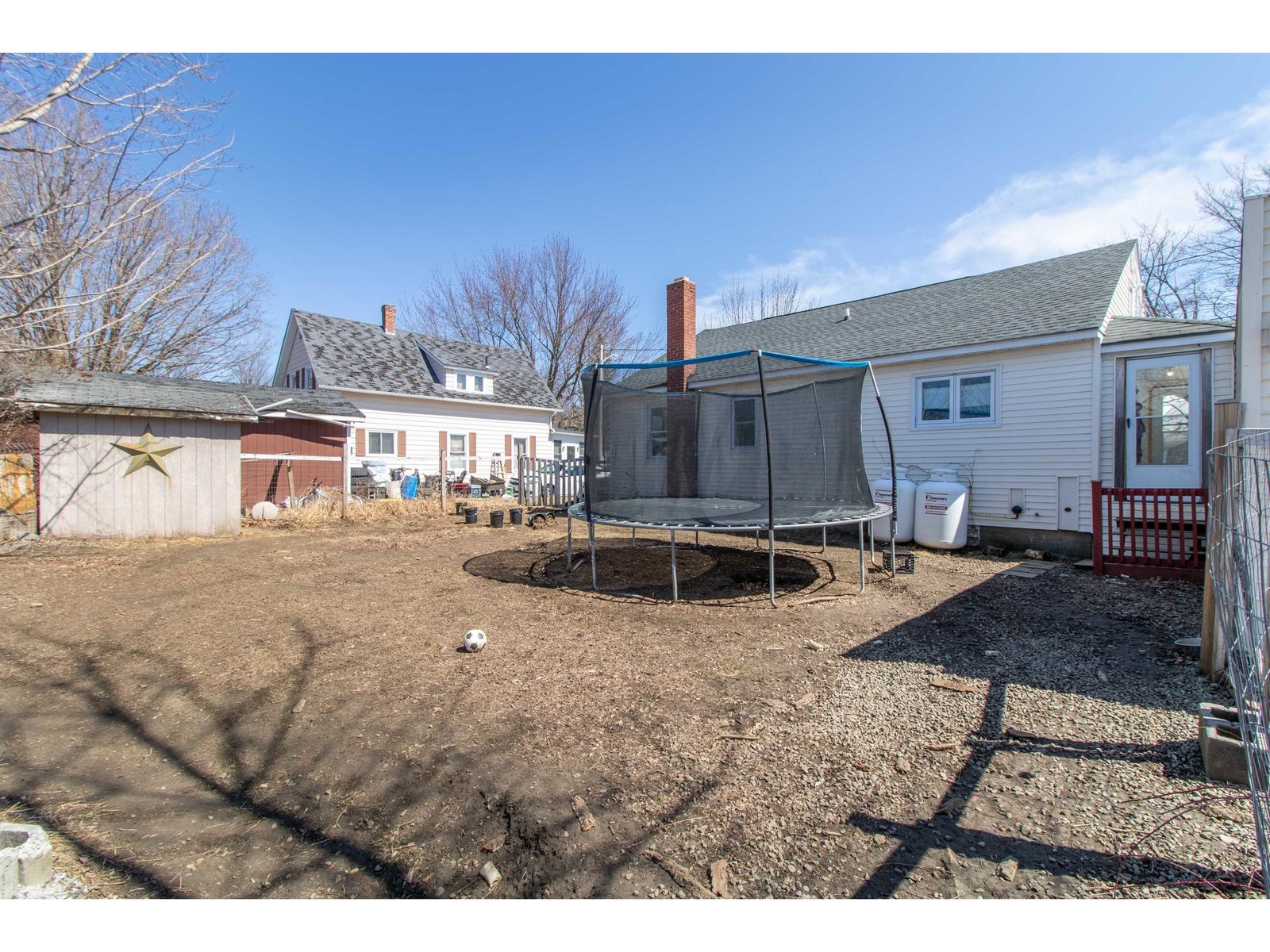 54 Kingsbury Avenue