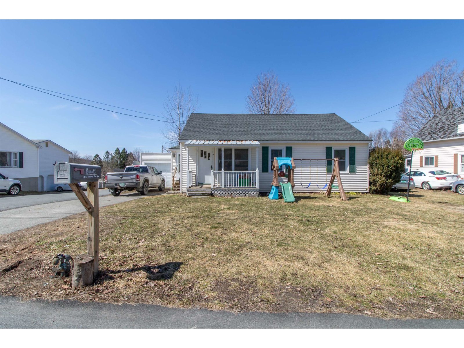 54 Kingsbury Avenue