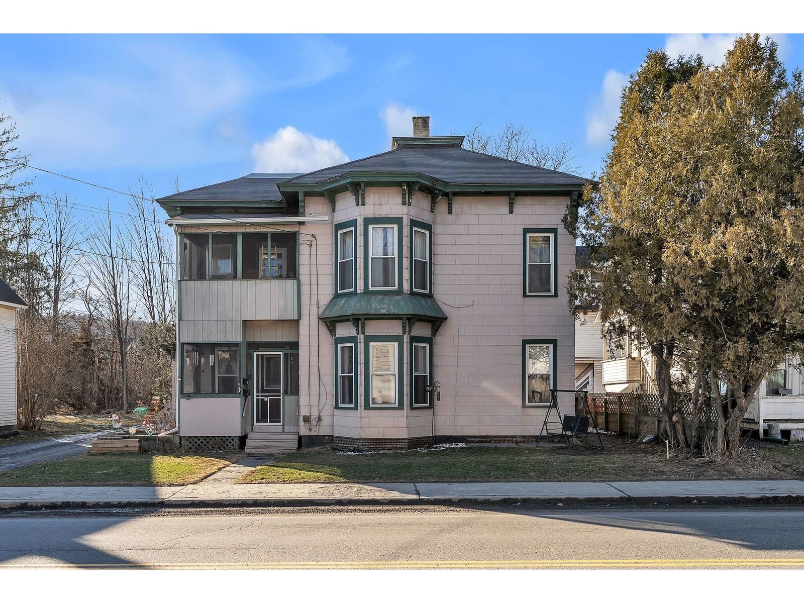 54 Maple Avenue, Barre City