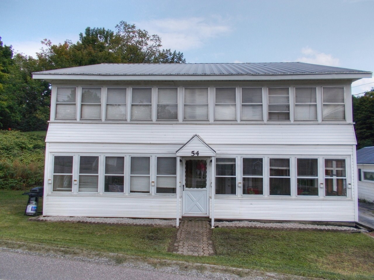 54 Mountain Road