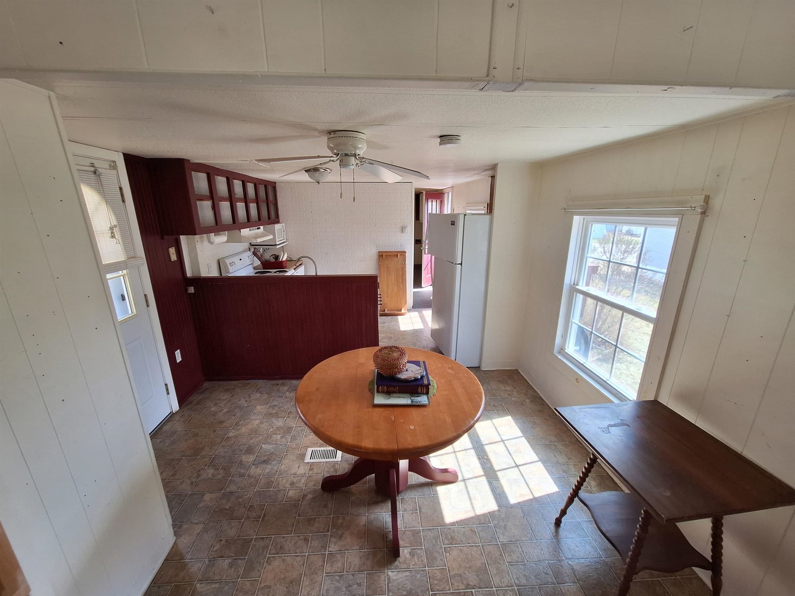 541 Hemlock Road