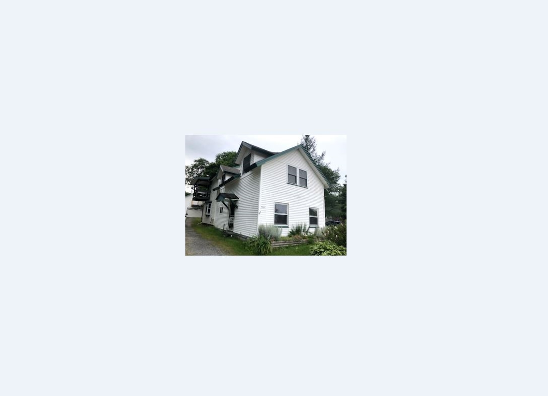 544 Province Street