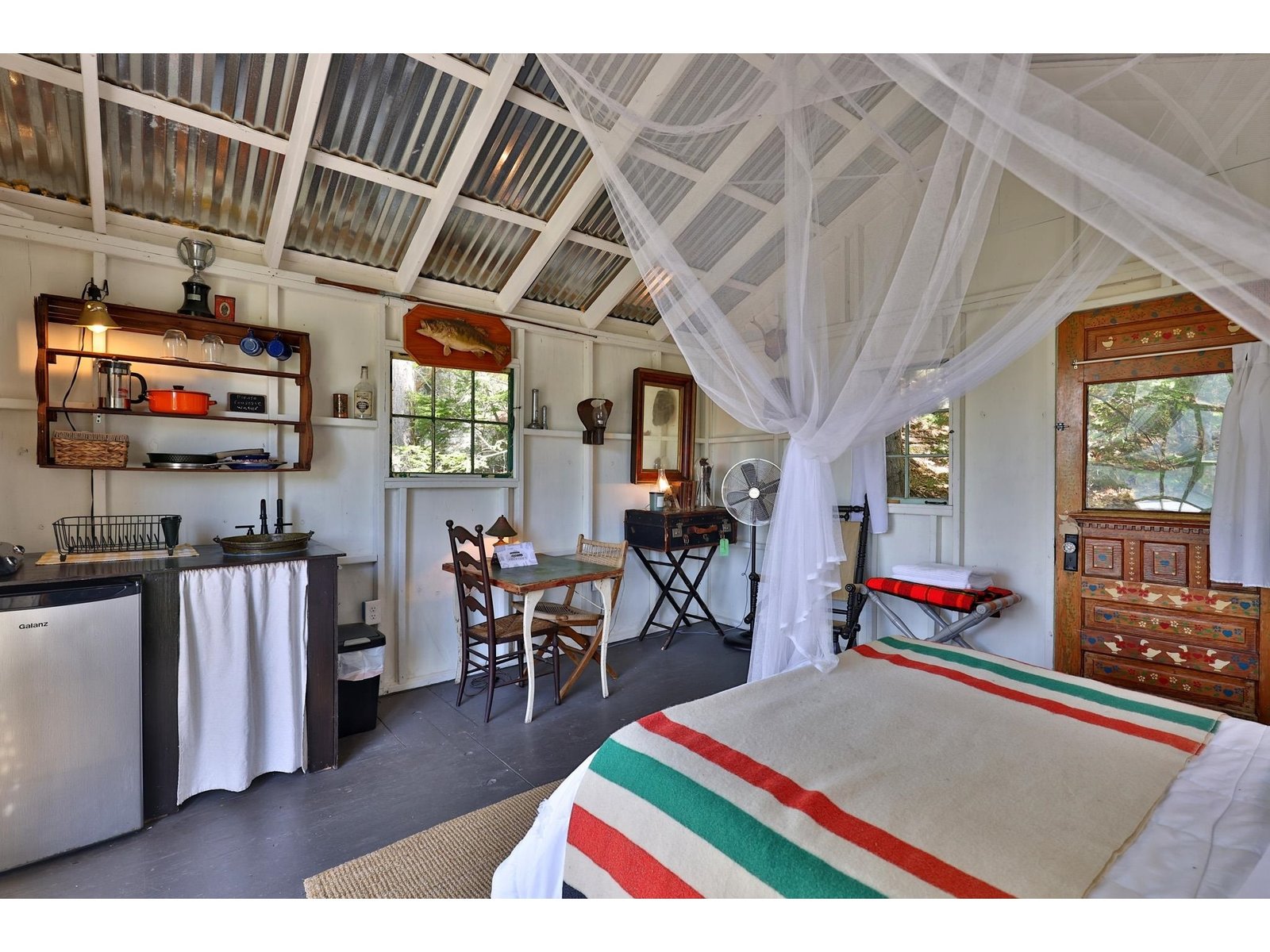 544 Vulture Mountain Road