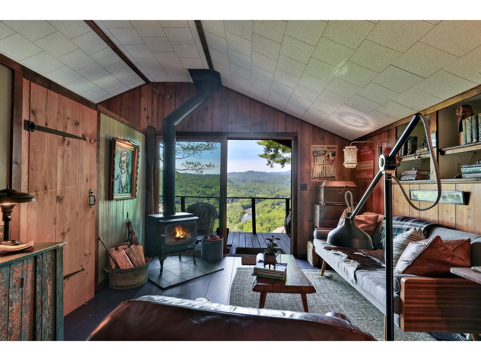 544 Vulture Mountain Road