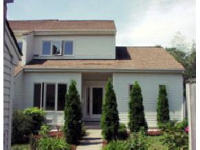 545 S Prospect St, Burlington