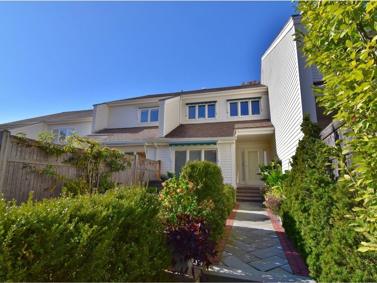 545 South Prospect Street, Burlington