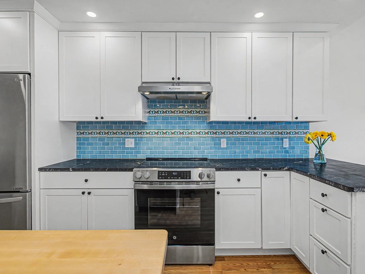 545 South Prospect Street, Unit 22