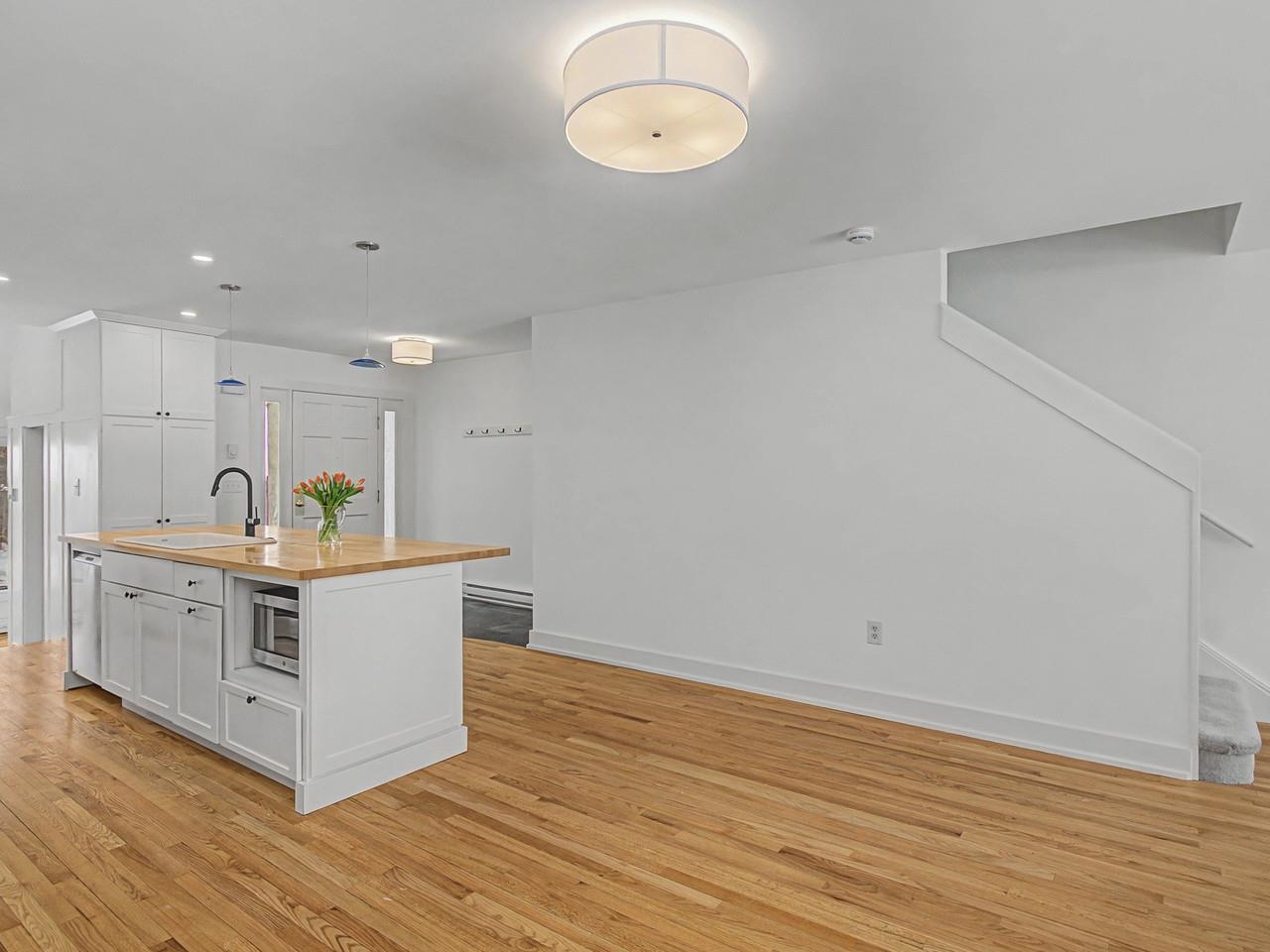 545 South Prospect Street, Unit 22