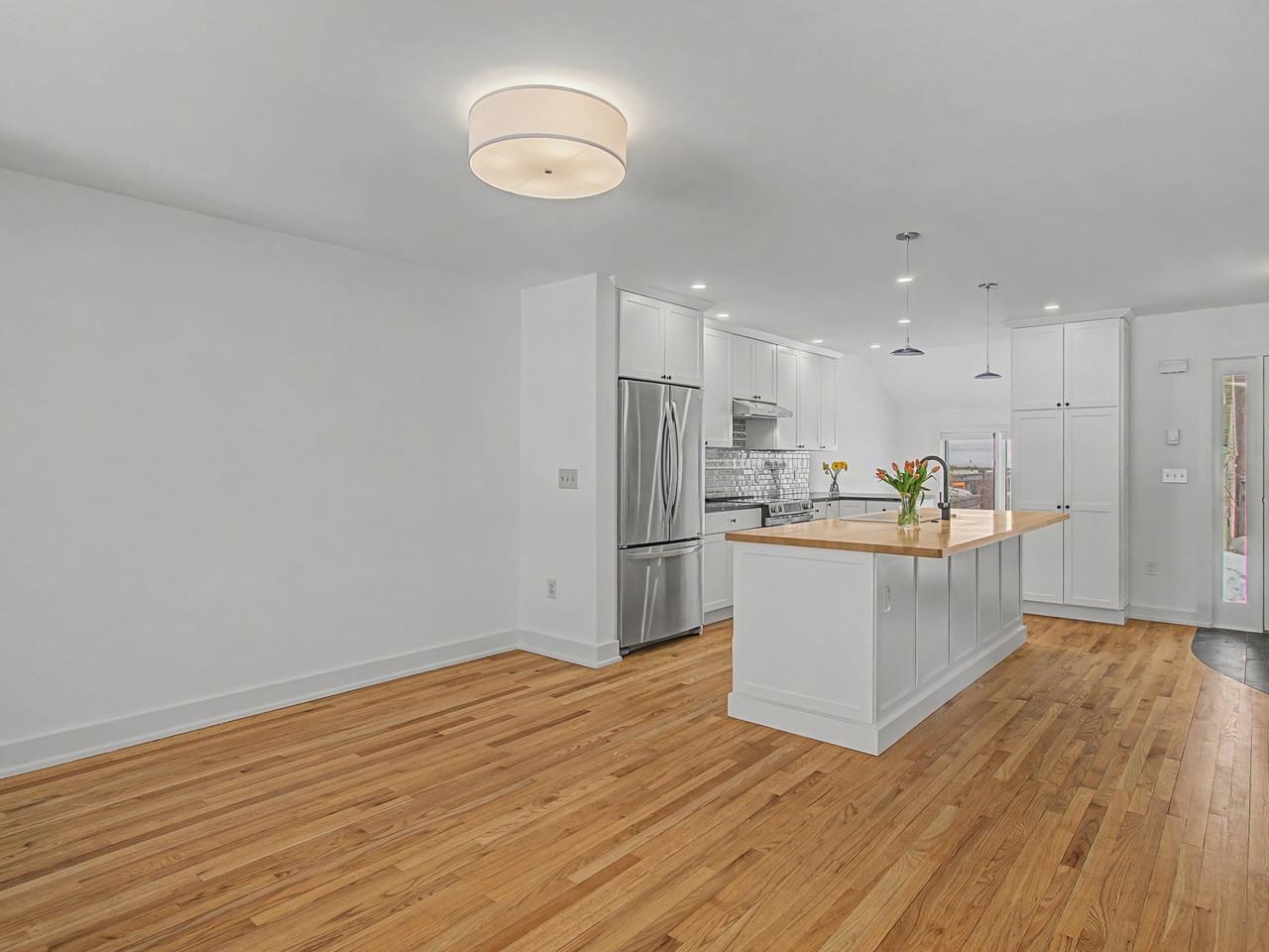 545 South Prospect Street, Unit 22