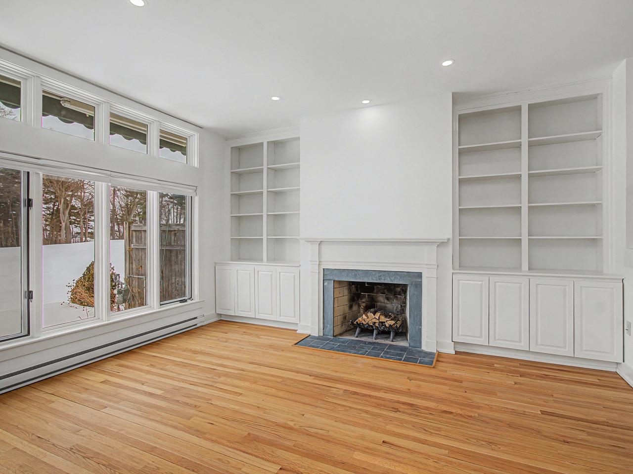 545 South Prospect Street, Unit 22