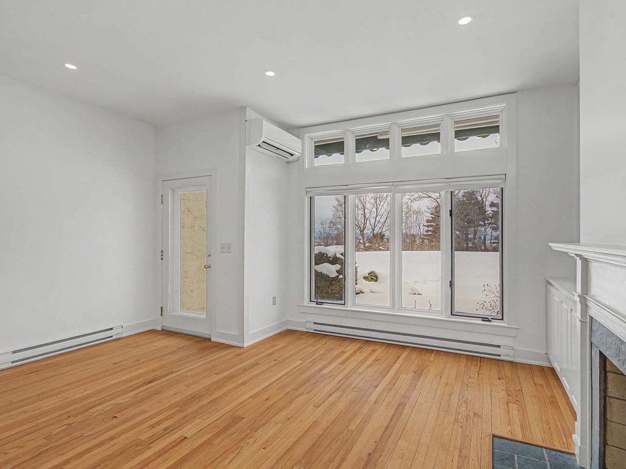 545 South Prospect Street, Unit 22
