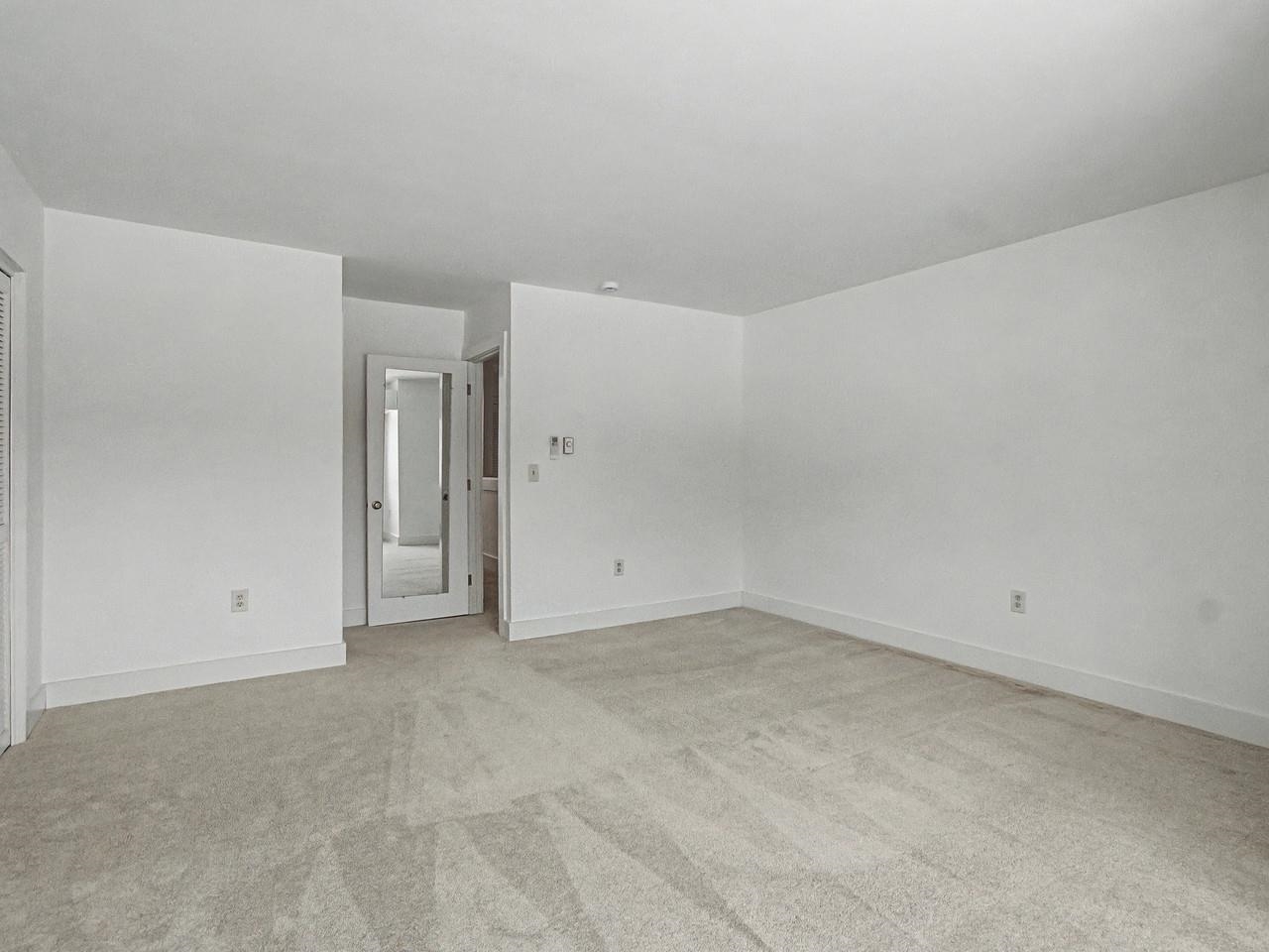 545 South Prospect Street, Unit 22