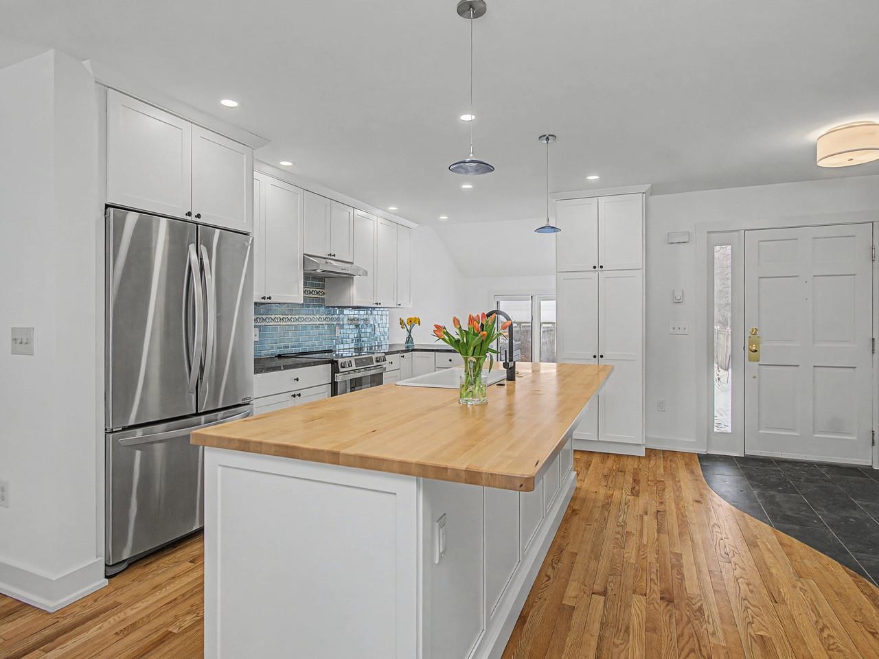 545 South Prospect Street, Unit 22