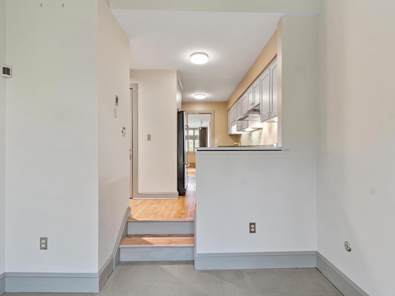 545 South Prospect Street, Unit 10