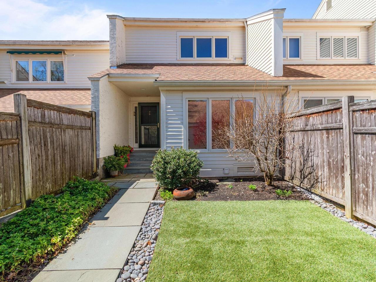 Townhome-style condo