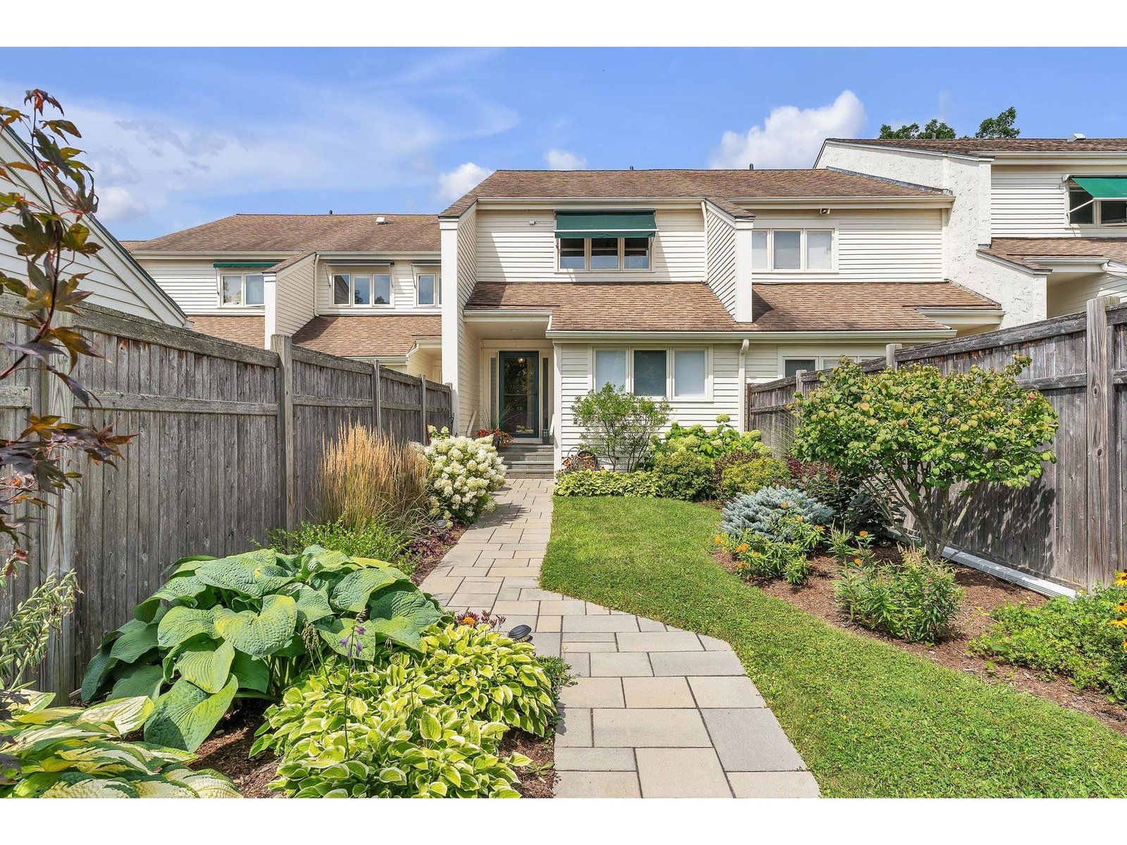 545 South Prospect Street, Unit 20