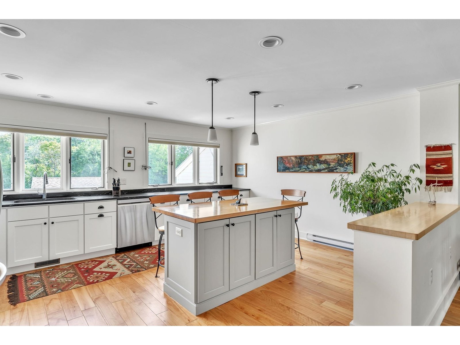545 South Prospect Street, Unit 20