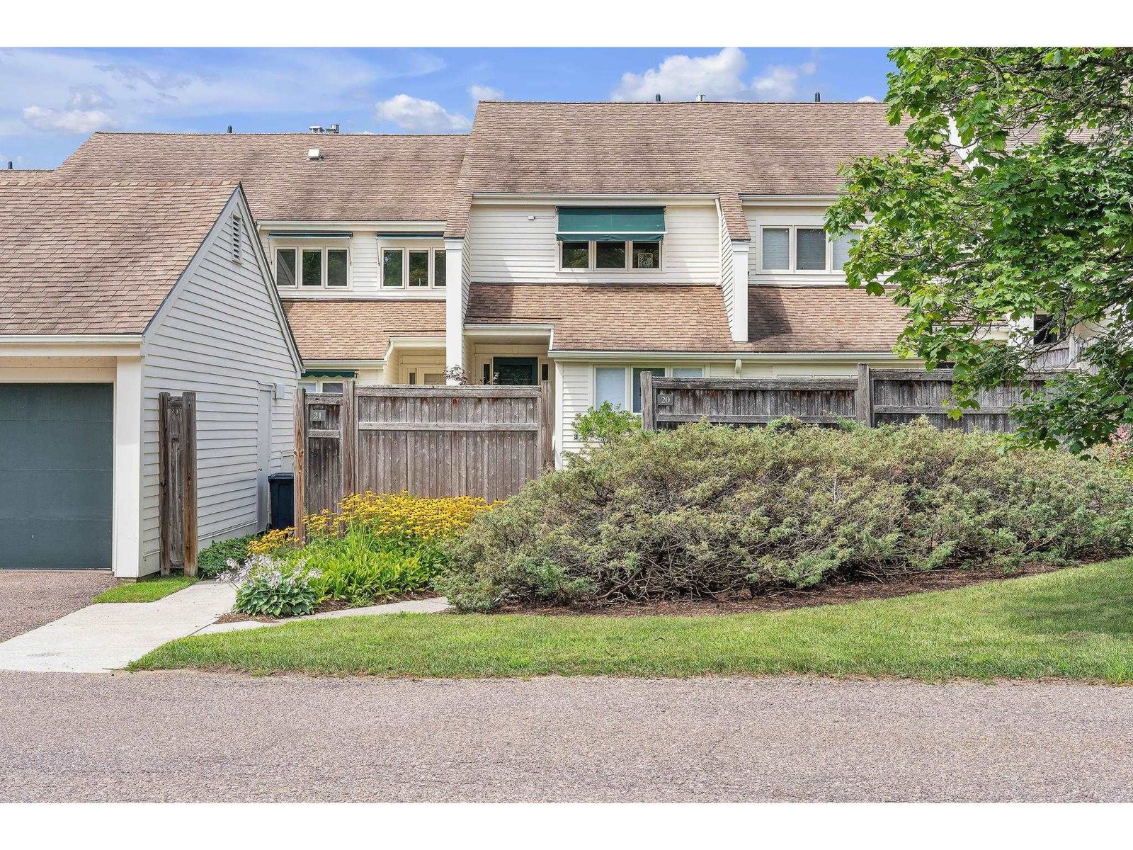545 South Prospect Street, Unit 20