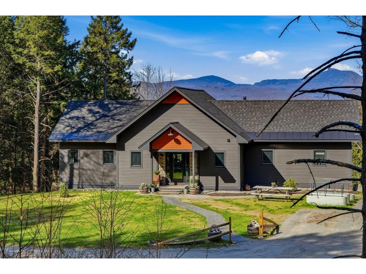 545 Stagecoach Lane