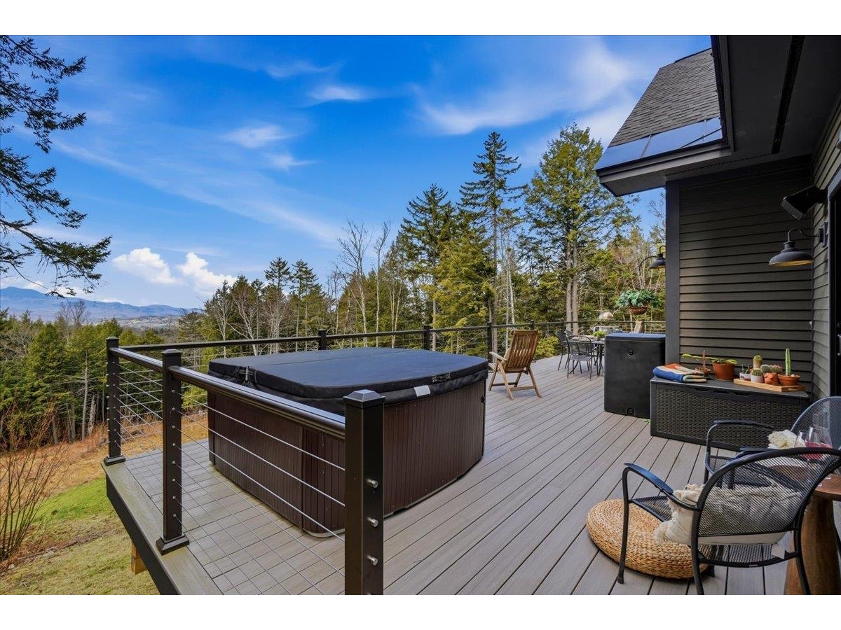 545 Stagecoach Lane