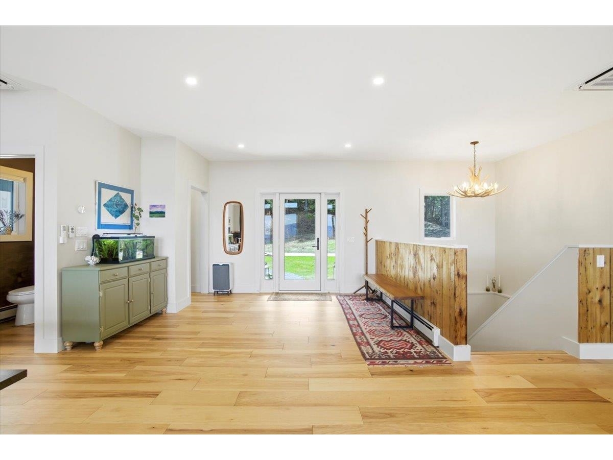 545 Stagecoach Lane