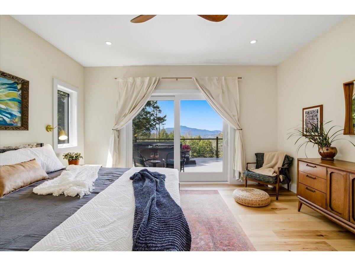 545 Stagecoach Lane