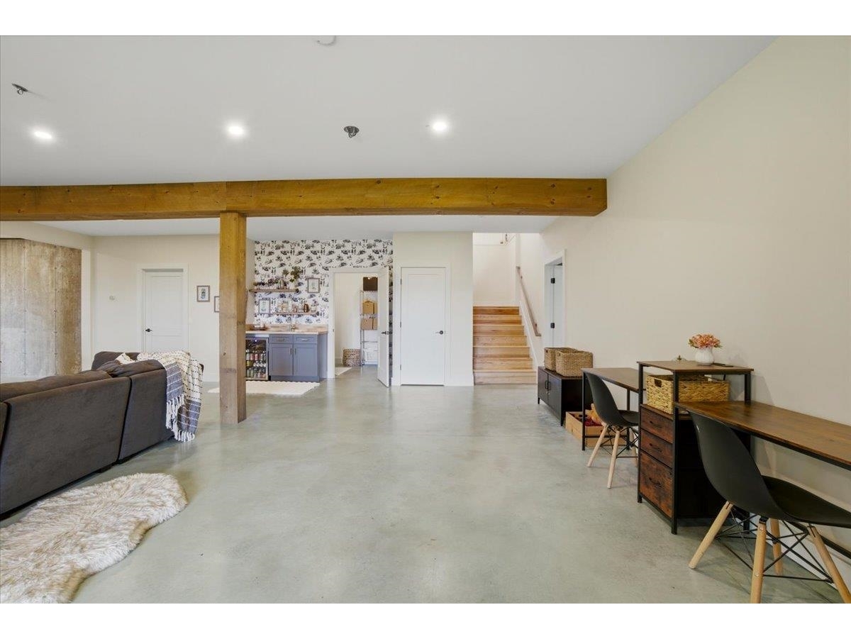 545 Stagecoach Lane