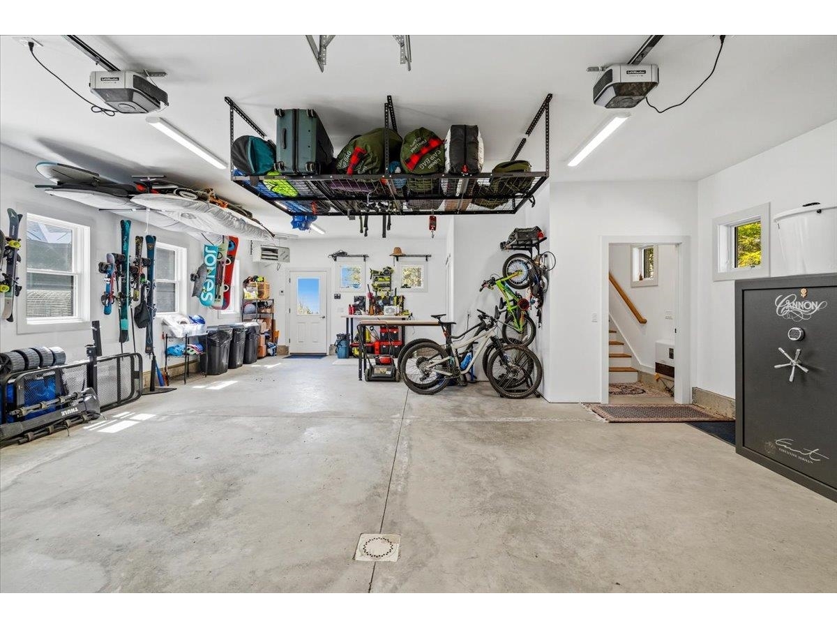 545 Stagecoach Lane