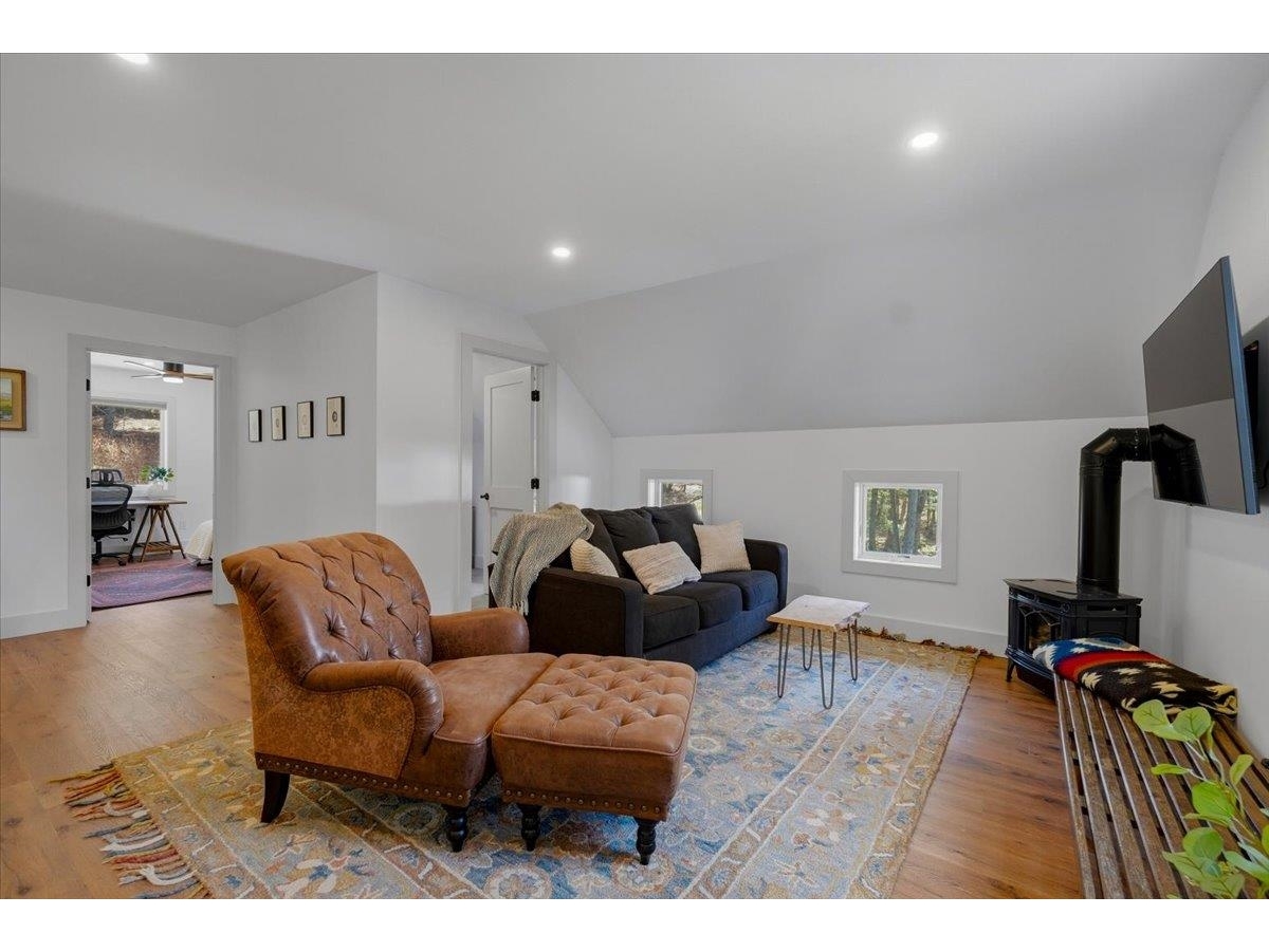 545 Stagecoach Lane