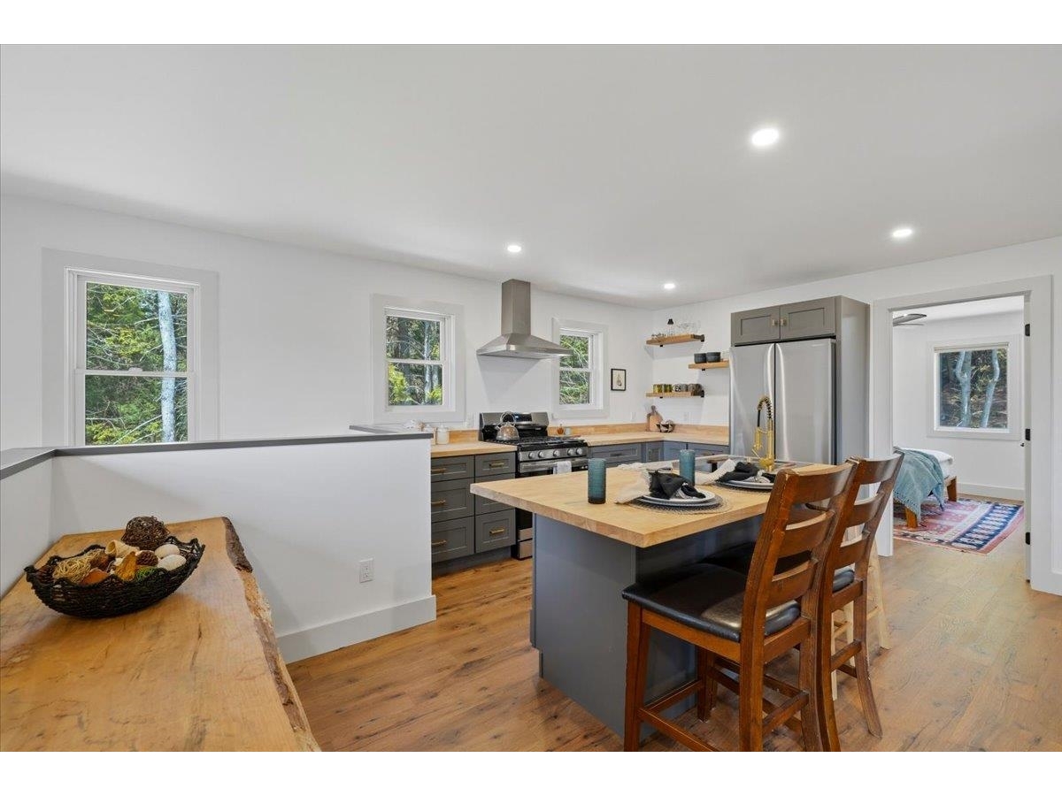 545 Stagecoach Lane