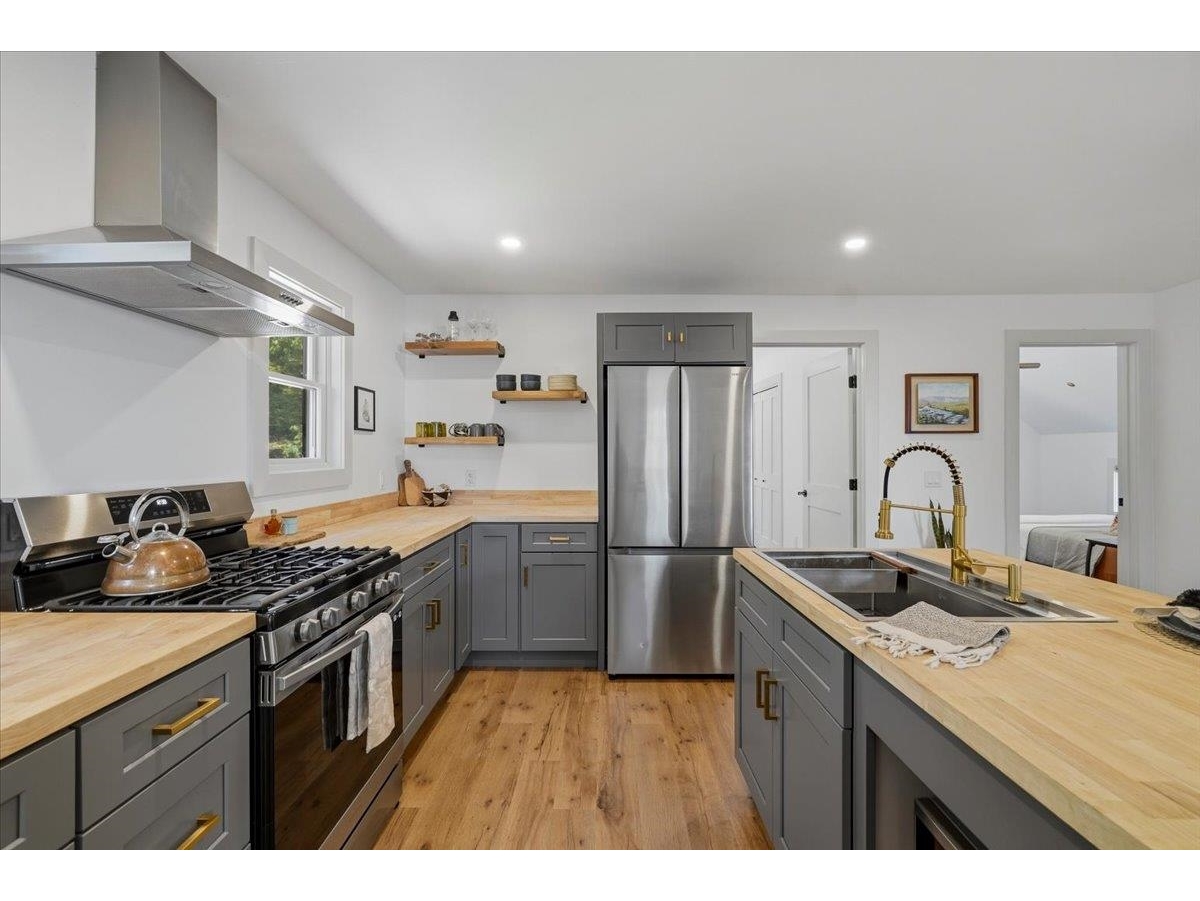 545 Stagecoach Lane