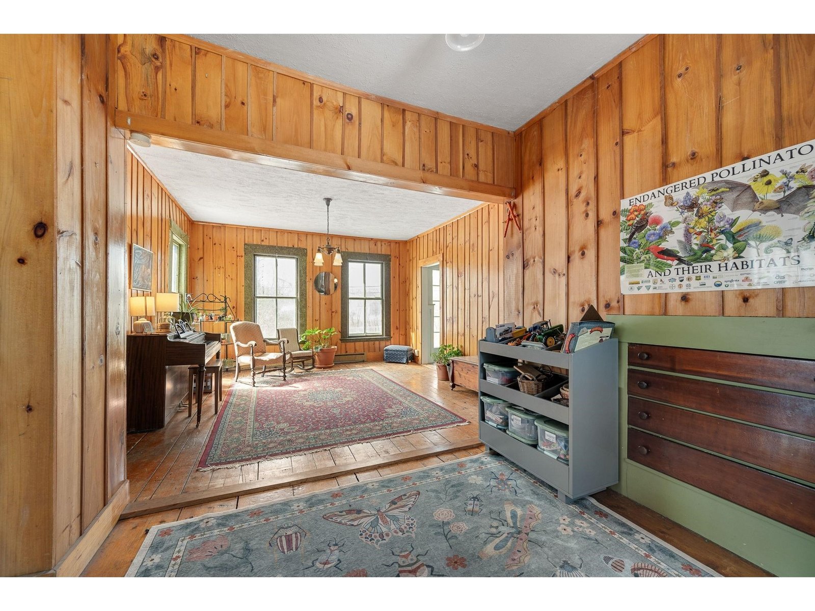 Bonus space adjacent to living room