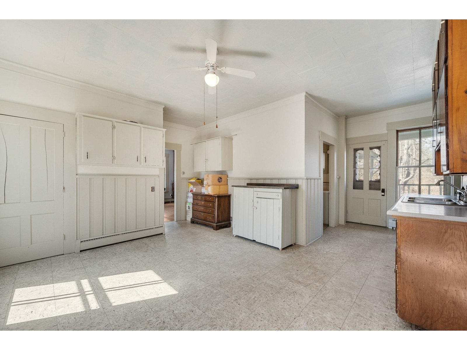 546 Anderson Road