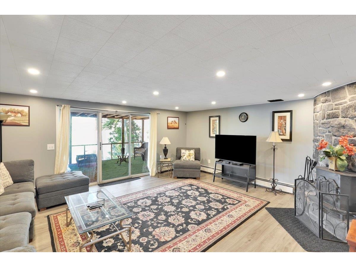 548 Monkton Road