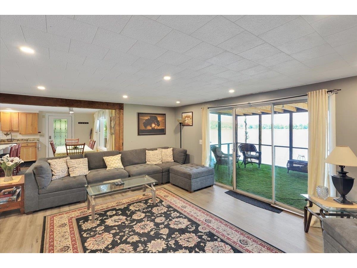 548 Monkton Road