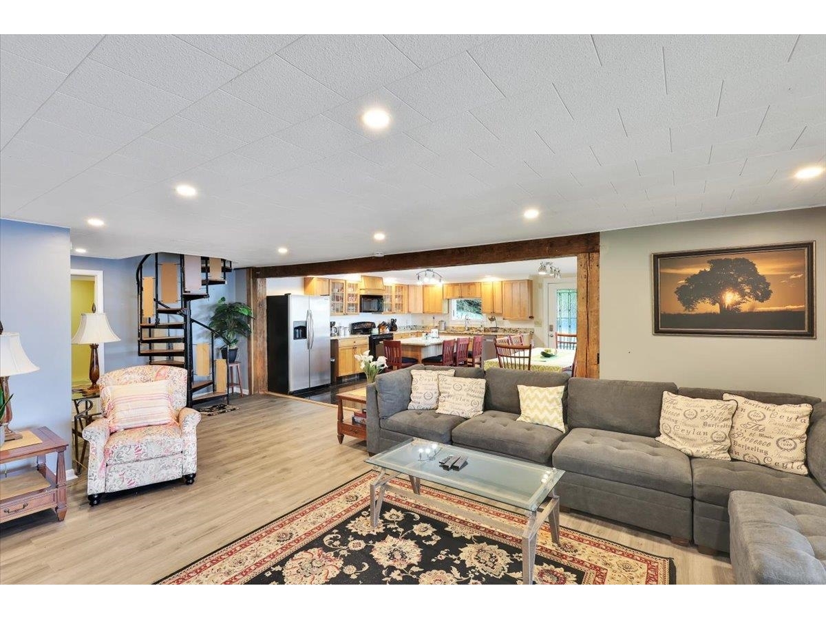 548 Monkton Road